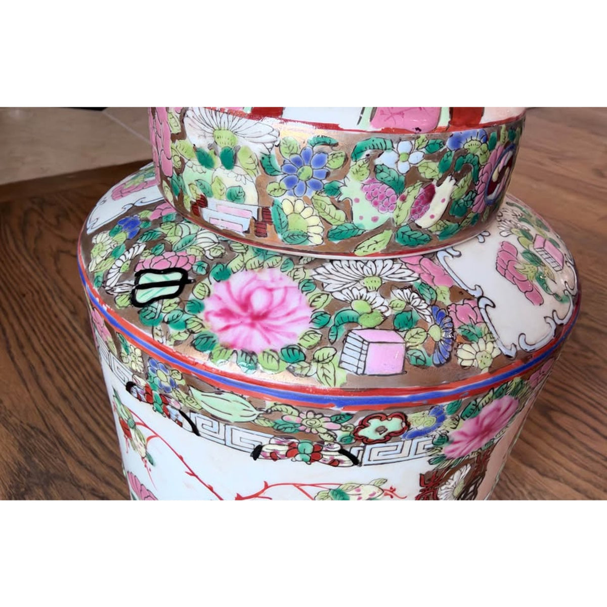 Vintage Chinese Rose Medallion Lidded Porcelain Ginger Jar – 10”