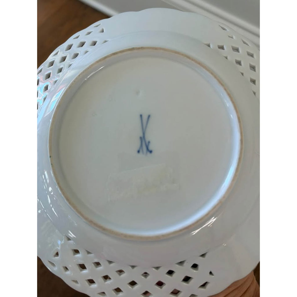 Meissen Porcelain Indian Green Reticulated Plate 8 inches