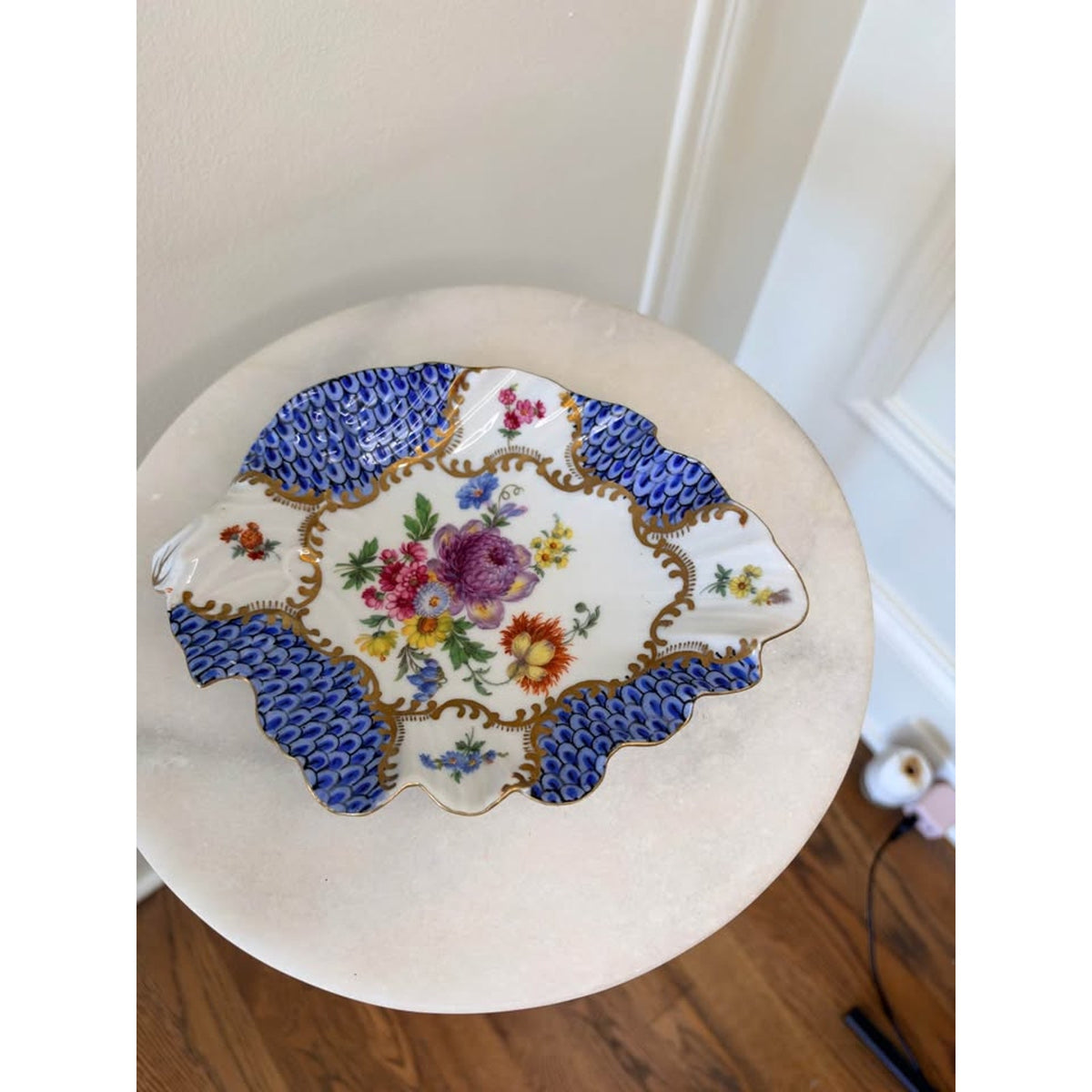 Parisp Floral Scalloped Fishscale Porcelain Dish