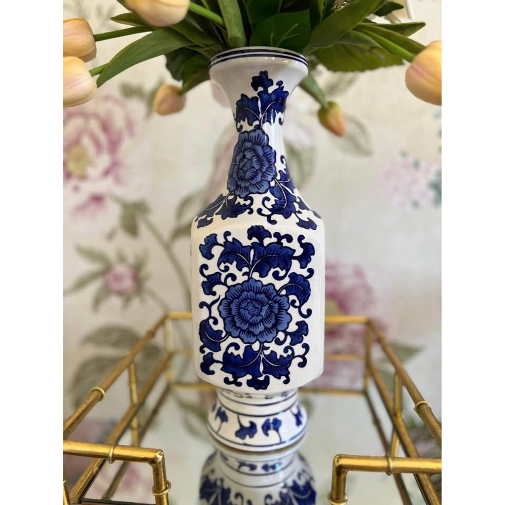 PAIR OF BLUE AND WHITE CHINOISERIE FLORAL VASES