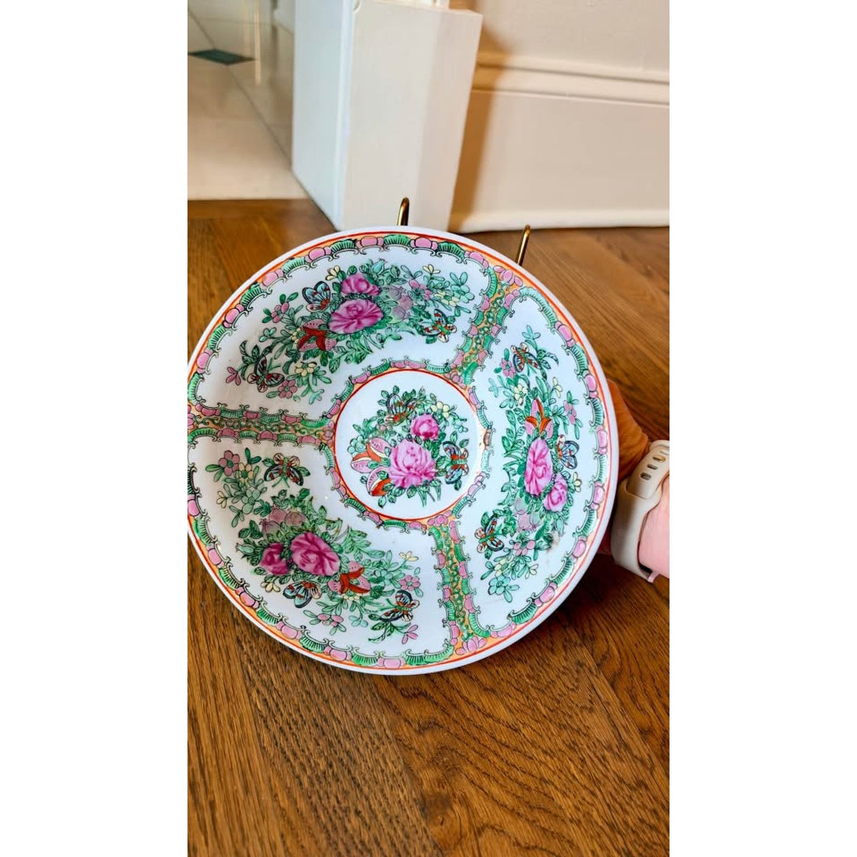 Vintage Chinese Rose Medallion Famille Rose Bowl – Pink Roses & Butterflies