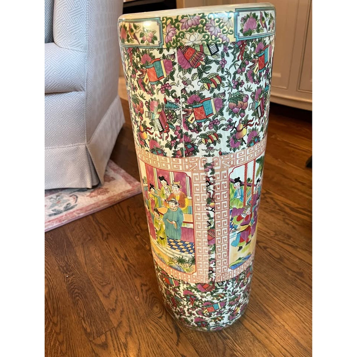 Chinese Rose Medallion Porcelain Umbrella Stand