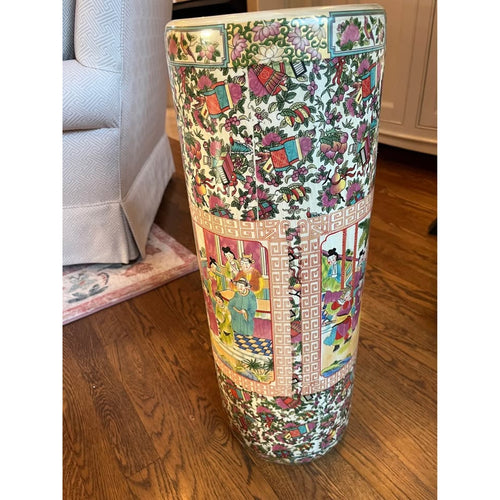 Chinese Rose Medallion Porcelain Umbrella Stand