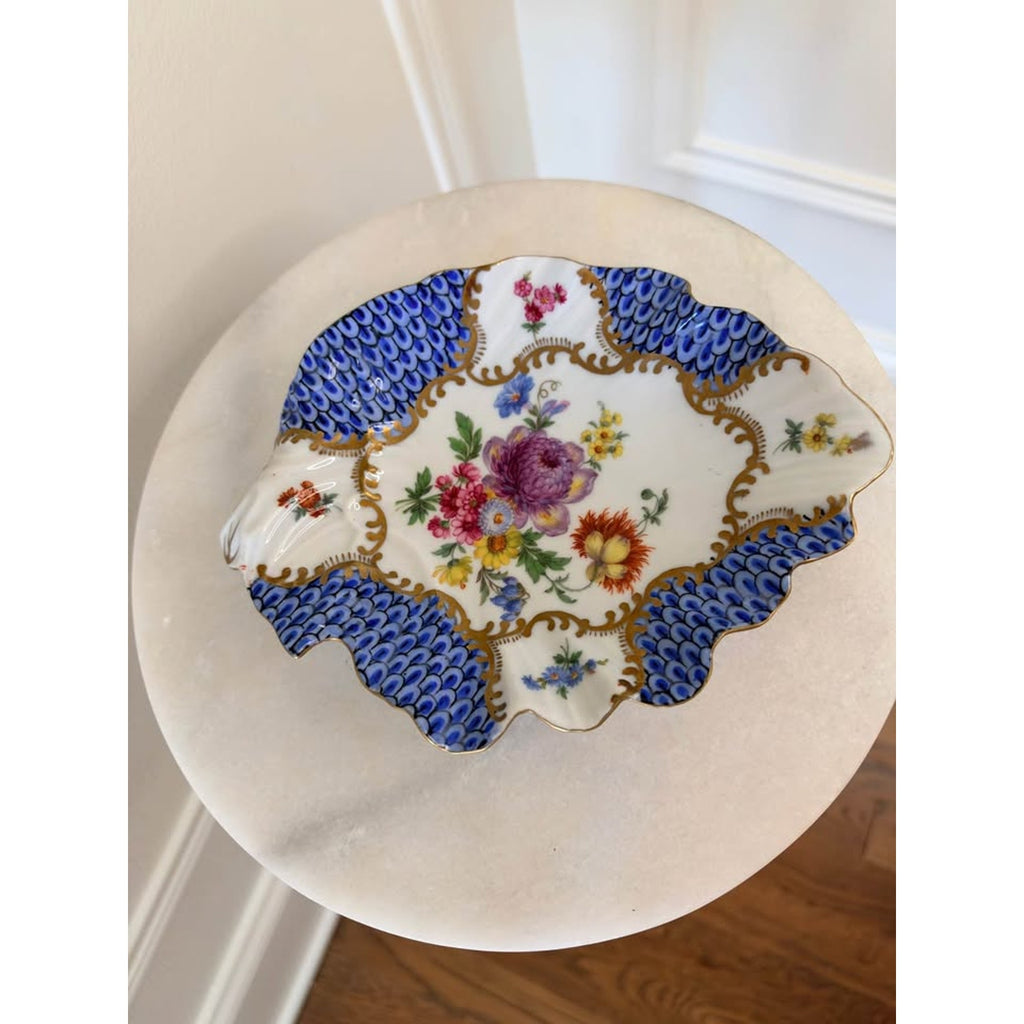Parisp Floral Scalloped Fishscale Porcelain Dish